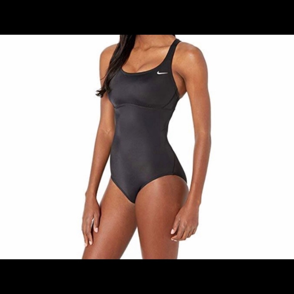 Nike swim  size  M